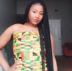 Meet your Posher, Eva